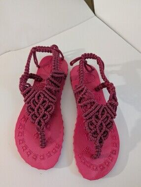 Women’s Pink Macramé Thong Sandals - Lightweight Summer Footwear